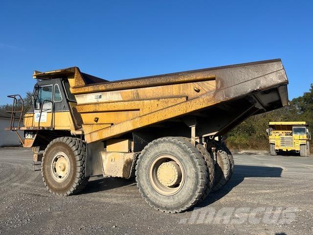 CAT 771D Midjestyrd dumper