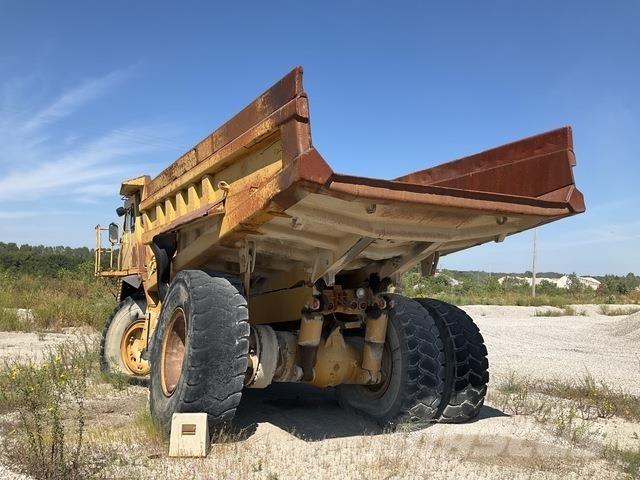 CAT 773B Midjestyrd dumper