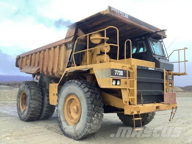 CAT 773B Midjestyrd dumper
