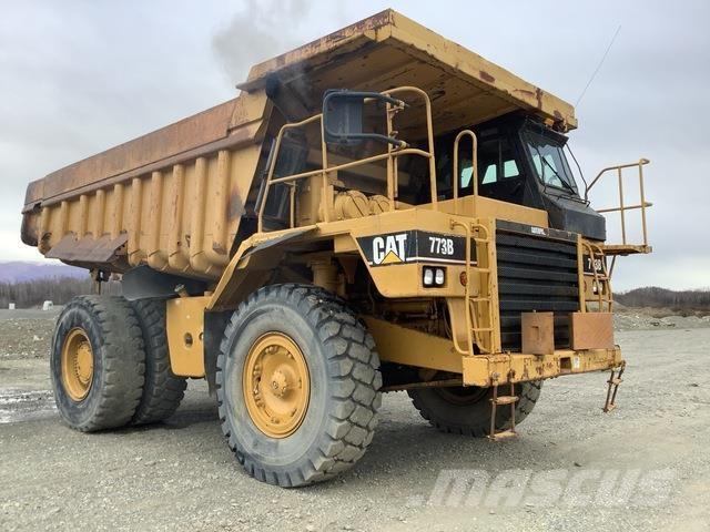 CAT 773B Midjestyrd dumper