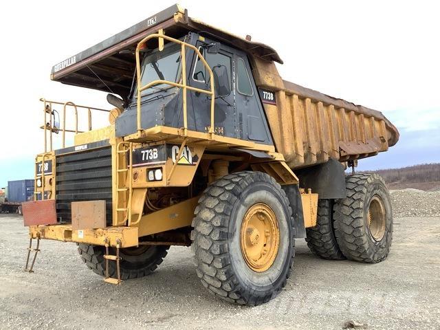 CAT 773B Midjestyrd dumper