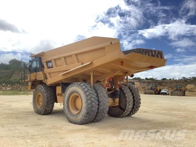 CAT 773E Midjestyrd dumper