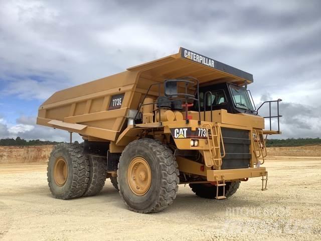 CAT 773E Midjestyrd dumper
