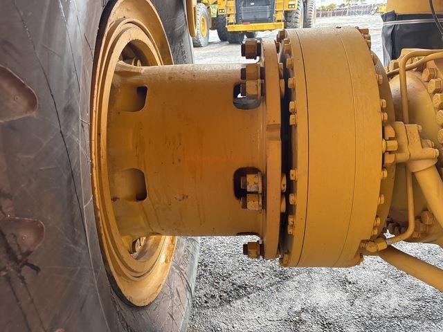 CAT 773E Midjestyrd dumper