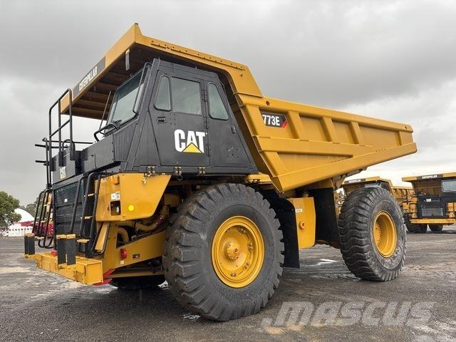 CAT 773E Midjestyrd dumper
