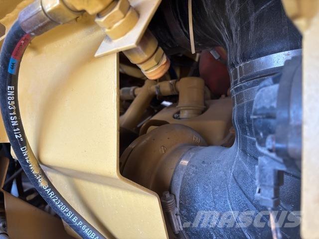 CAT 773E Midjestyrd dumper
