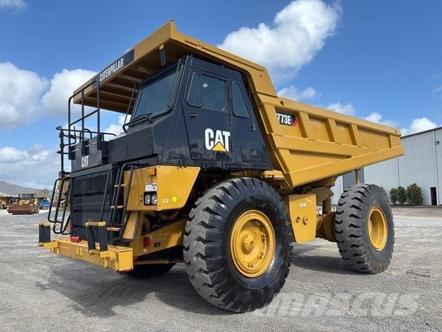 CAT 773E Midjestyrd dumper