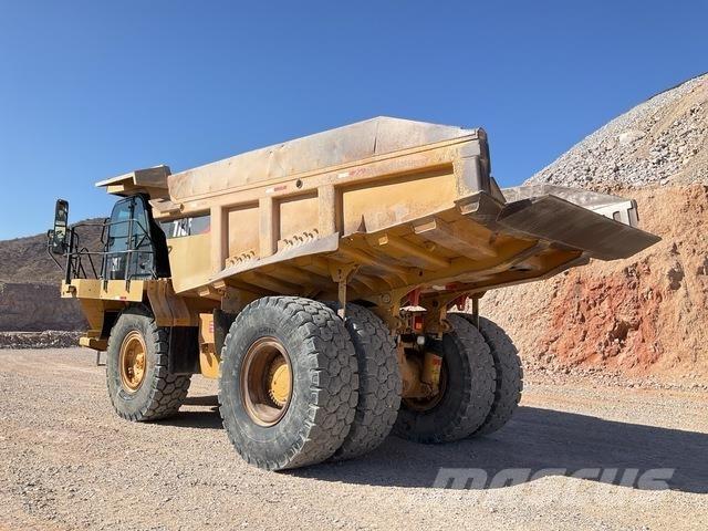 CAT 773F Midjestyrd dumper