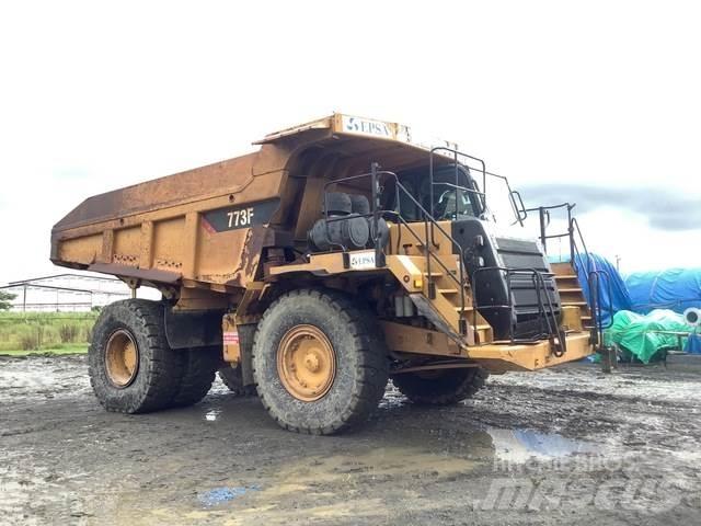 CAT 773F Midjestyrd dumper