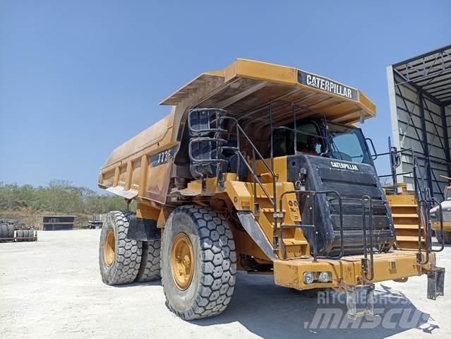 CAT 773F Midjestyrd dumper
