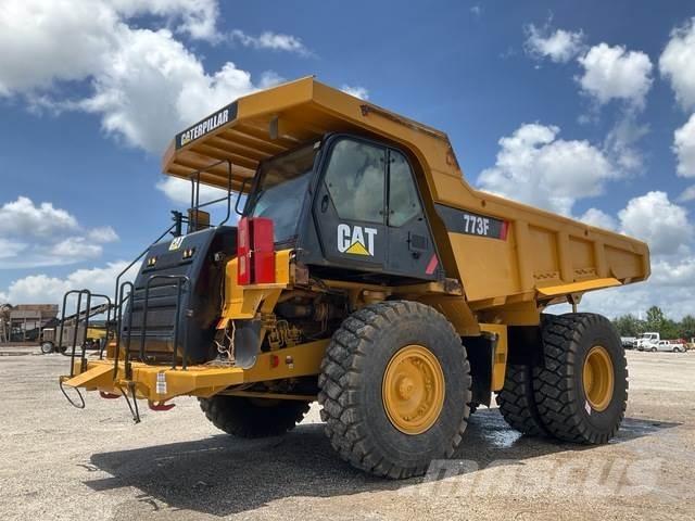CAT 773F Midjestyrd dumper