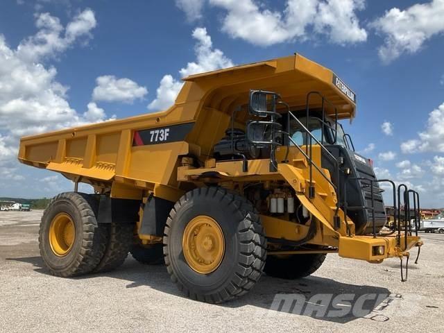 CAT 773F Midjestyrd dumper