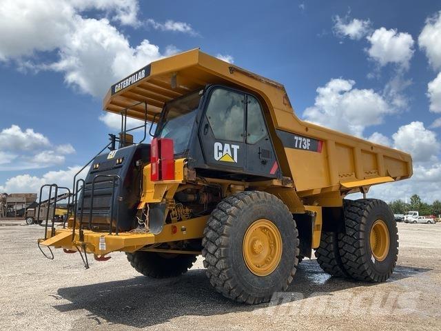 CAT 773F Midjestyrd dumper