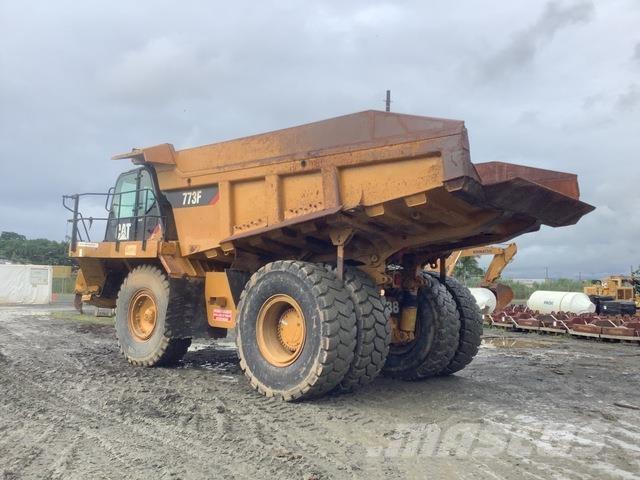 CAT 773F Midjestyrd dumper