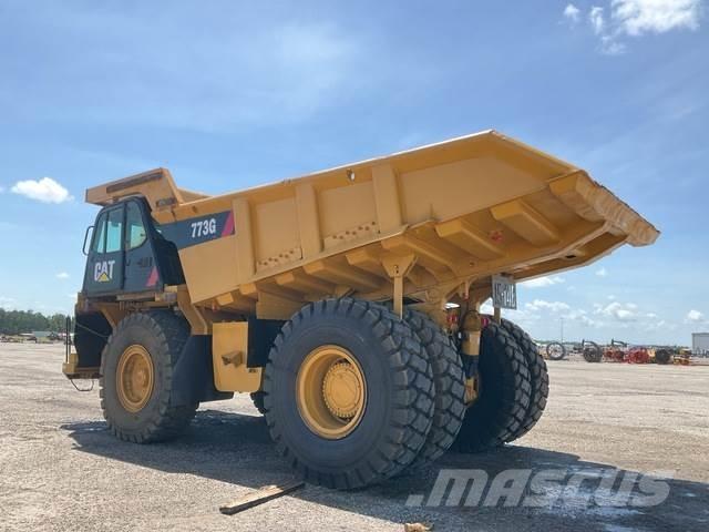 CAT 773G Midjestyrd dumper
