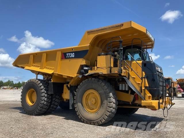 CAT 773G Midjestyrd dumper