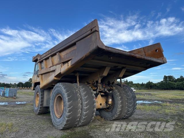 CAT 775D Midjestyrd dumper