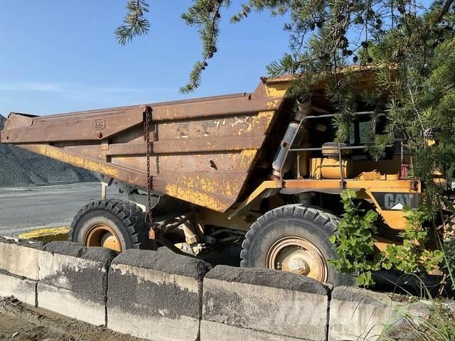 CAT 775D Midjestyrd dumper