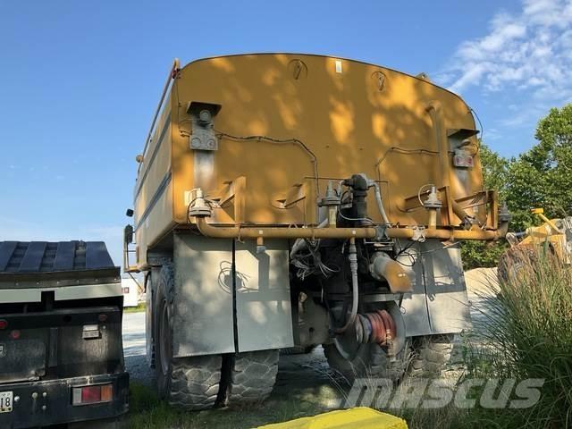CAT 775D Midjestyrd dumper