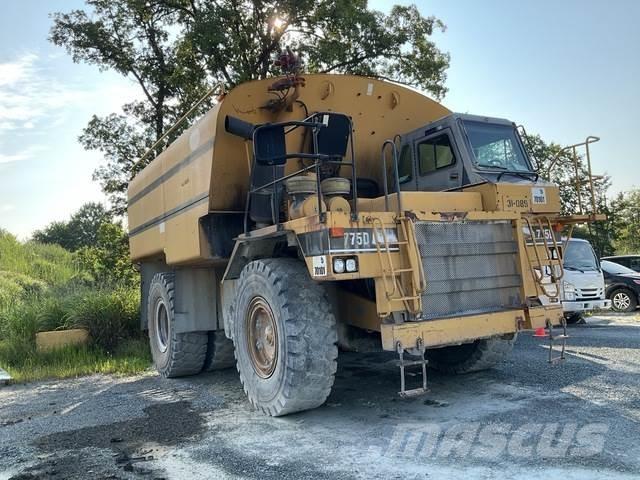 CAT 775D Midjestyrd dumper