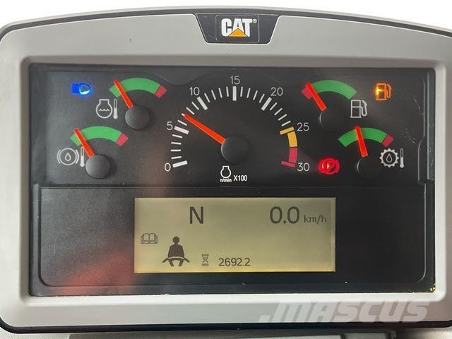 CAT 775G Midjestyrd dumper