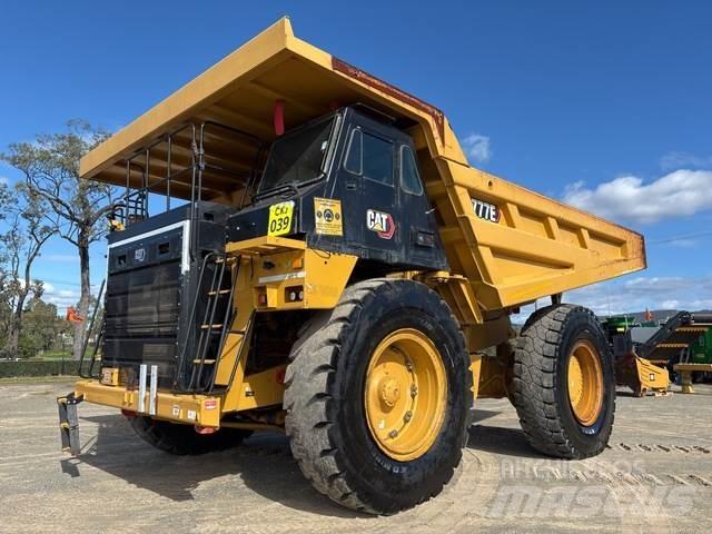 CAT 777 Midjestyrd dumper