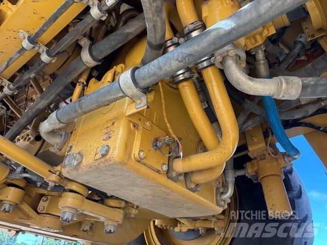 CAT 777 Midjestyrd dumper