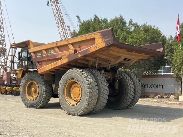 CAT 777D Midjestyrd dumper