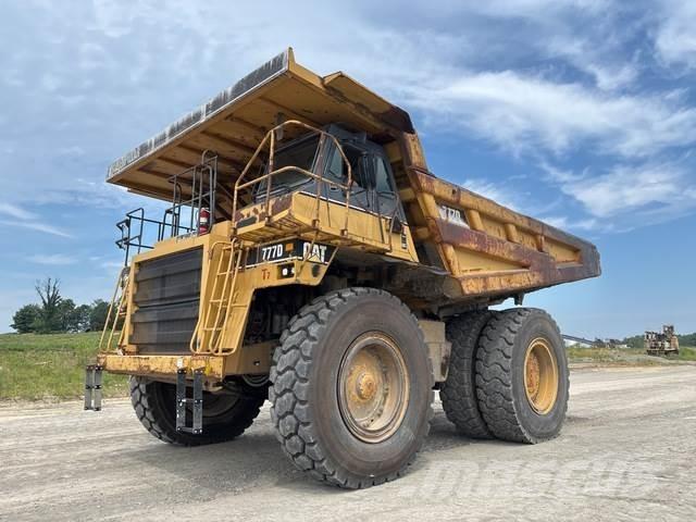 CAT 777D Midjestyrd dumper