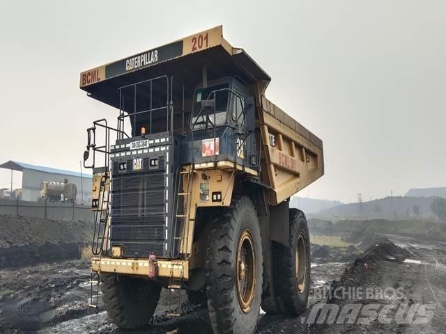 CAT 777E Midjestyrd dumper