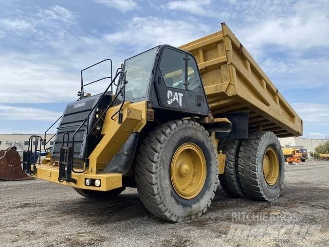 CAT 777F Midjestyrd dumper