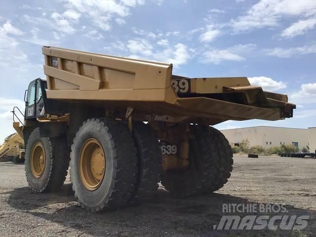 CAT 777F Midjestyrd dumper