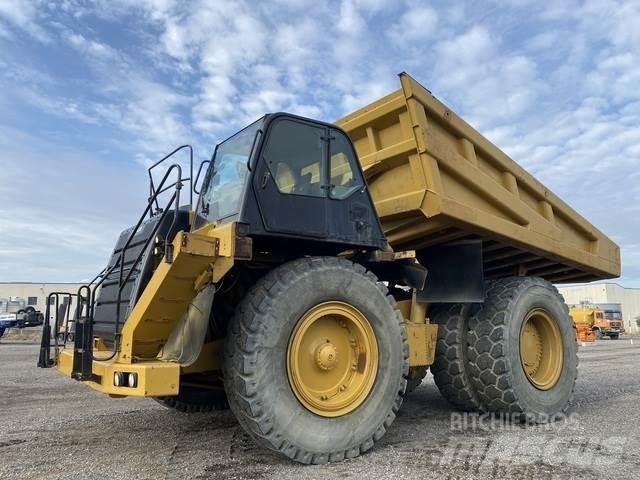 CAT 777F Midjestyrd dumper