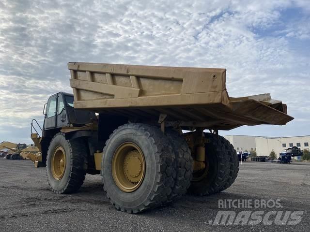 CAT 777F Midjestyrd dumper
