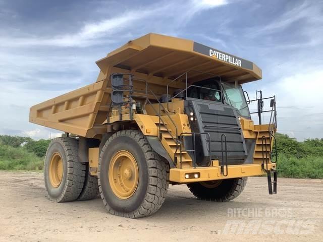 CAT 777F Midjestyrd dumper