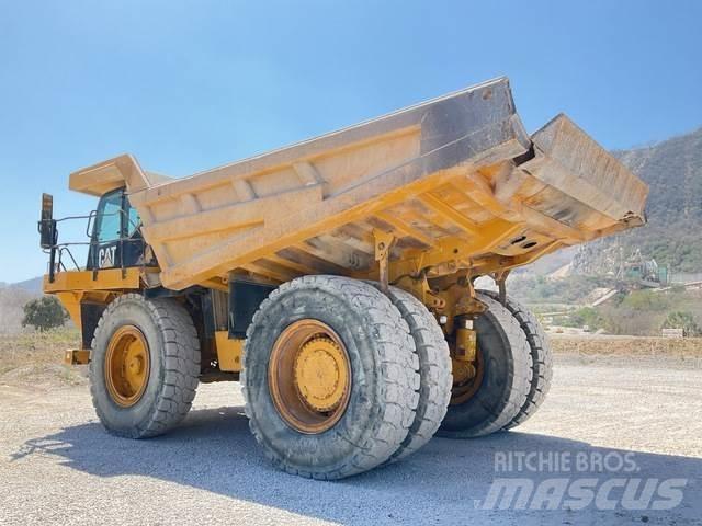 CAT 777F Midjestyrd dumper