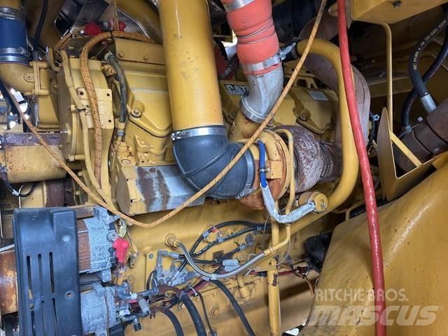 CAT 777F Midjestyrd dumper