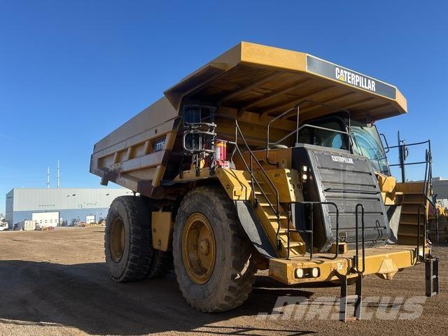 CAT 777F Midjestyrd dumper