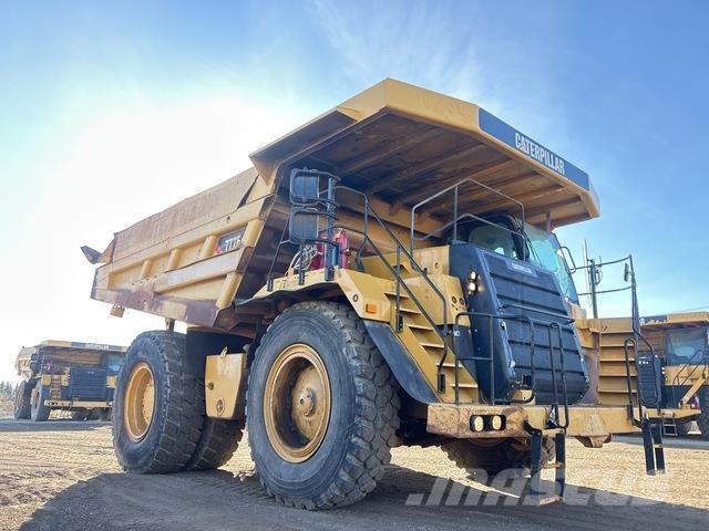 CAT 777F Midjestyrd dumper