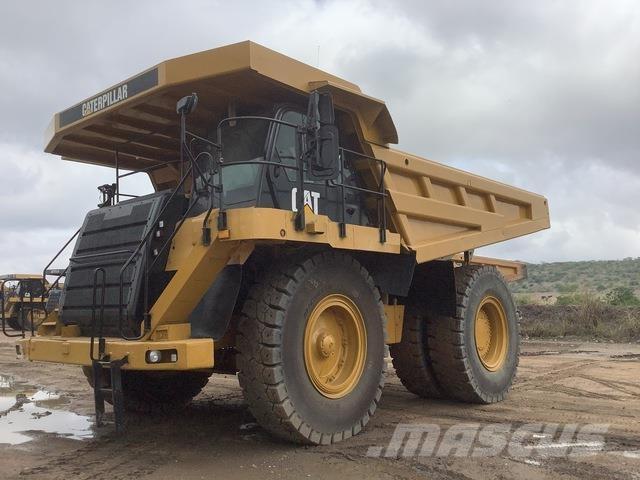 CAT 777F Midjestyrd dumper