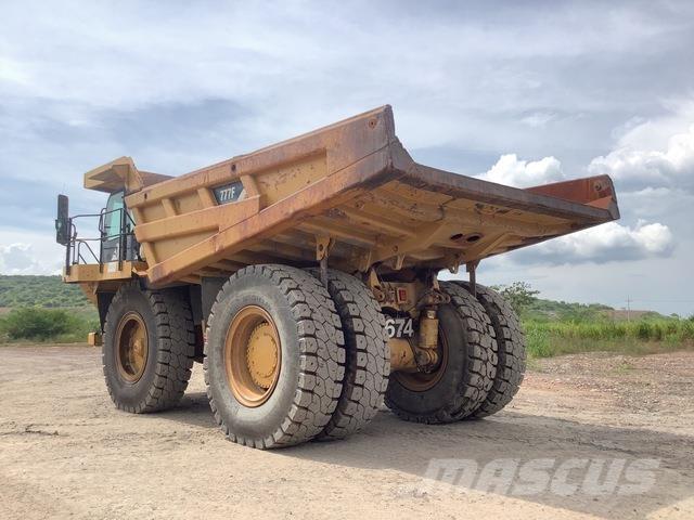 CAT 777F Midjestyrd dumper
