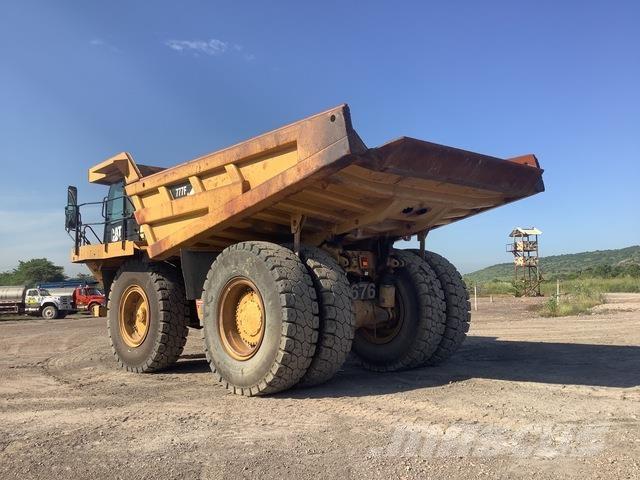 CAT 777F Midjestyrd dumper