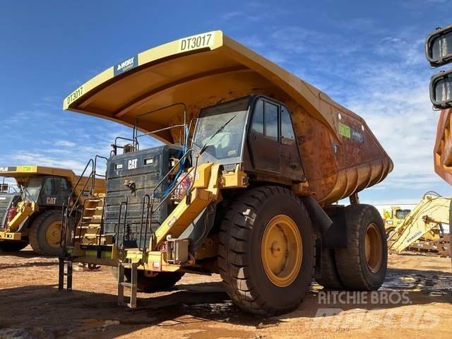 CAT 777G Midjestyrd dumper