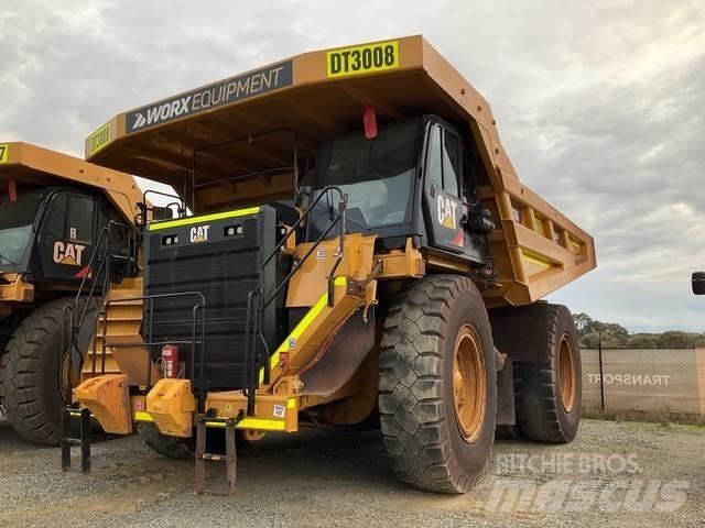 CAT 777G Midjestyrd dumper