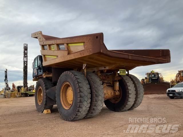 CAT 777G Midjestyrd dumper