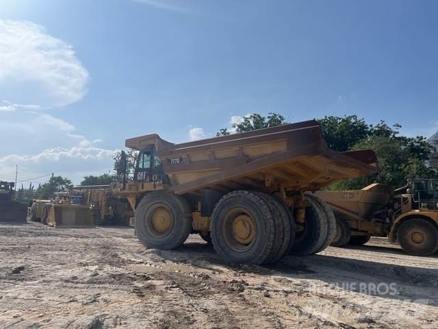 CAT 777G Midjestyrd dumper