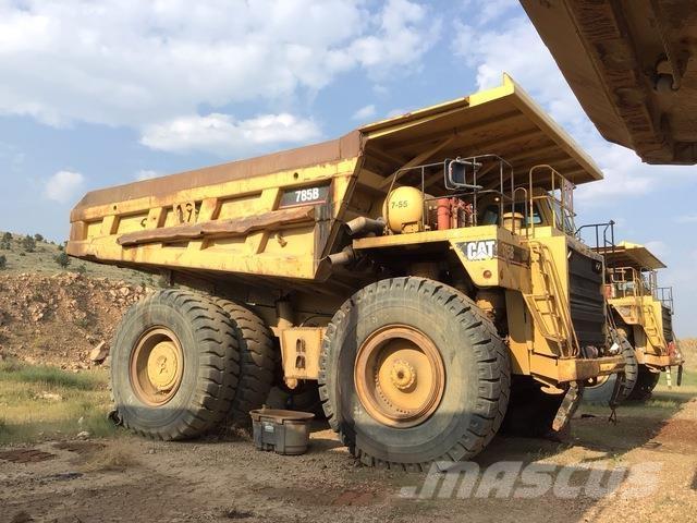 CAT 785B Midjestyrd dumper