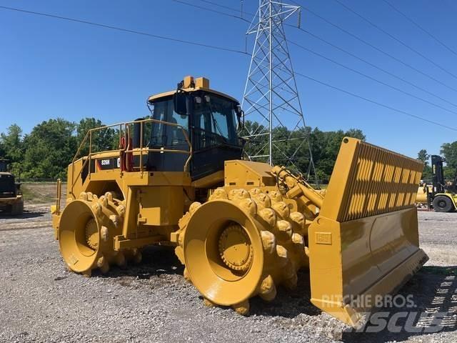 CAT 826H Jordkompaktorer