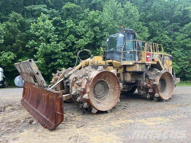 CAT 836G Jordkompaktorer