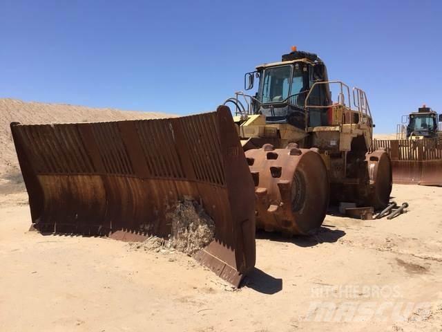 CAT 836G Jordkompaktorer